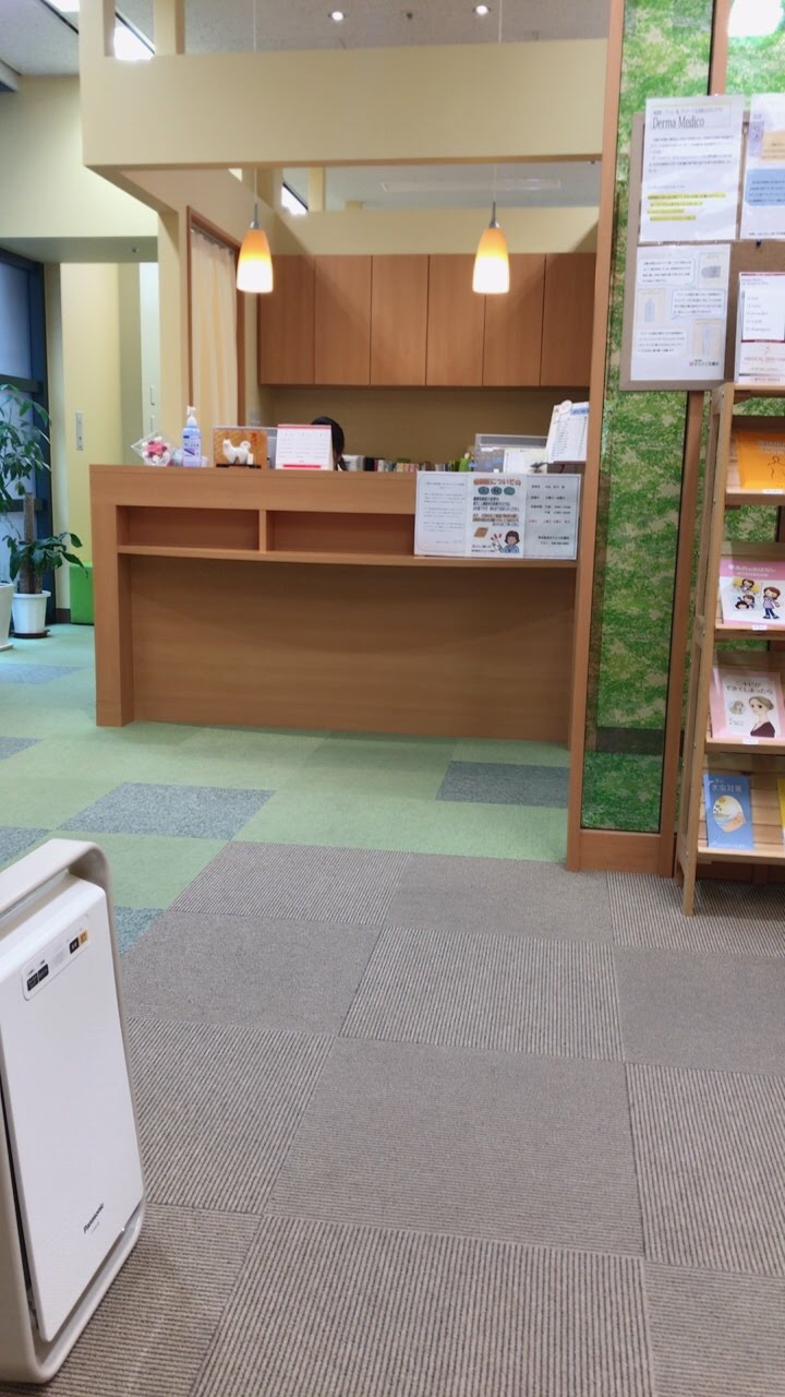 博多駅前まちかど皮膚科クリニック の院内