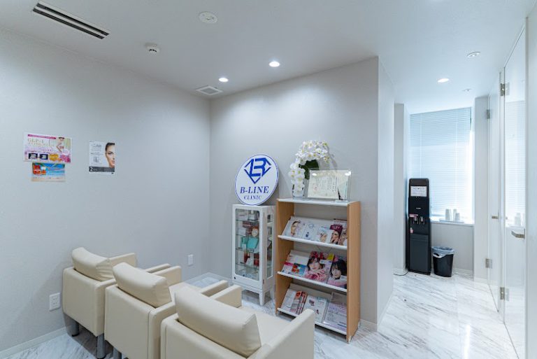 B-LINE CLINIC 池袋院（ビーラインクリニック イケブクロイン）美容外科 美容皮膚科 の院内