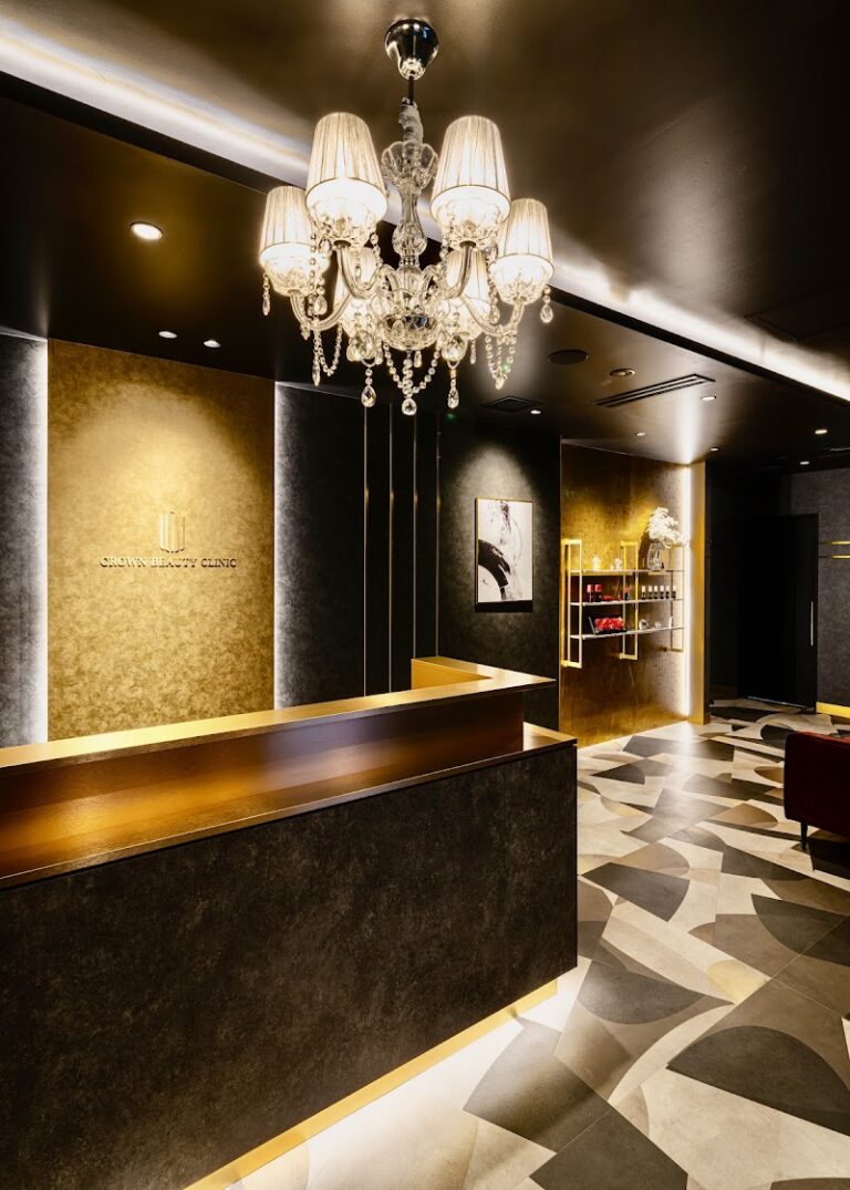 CROWN BEAUTY CLINIC の院内