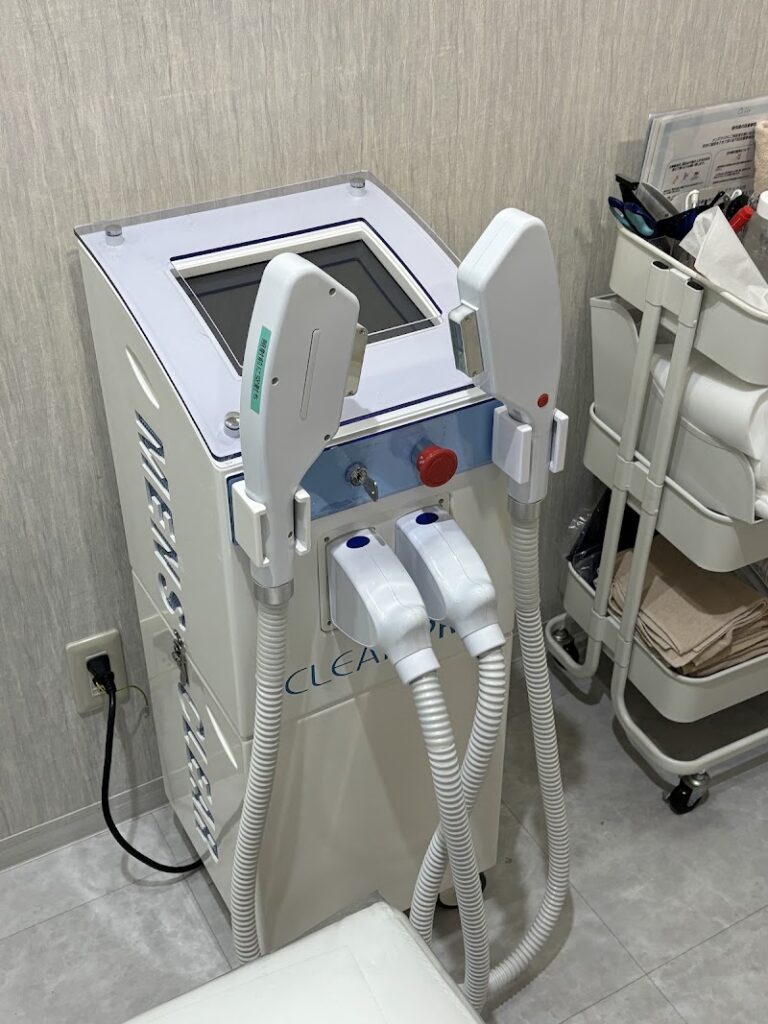ストラッシュメンズ 京都店 の院内