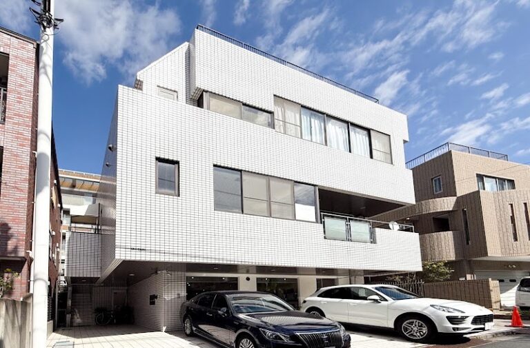 TOTAL BEAUTY LABO 表参道 の外観