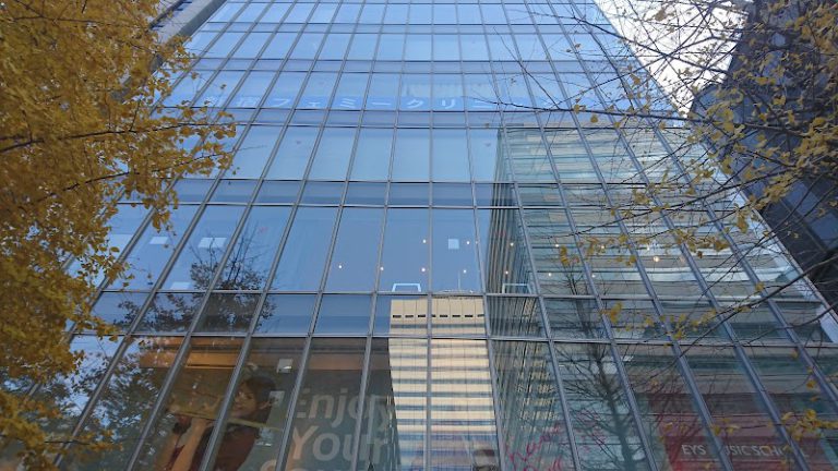 新宿フェミークリニック の外観