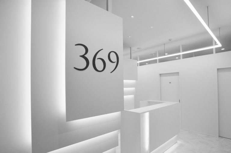 新宿 美容皮膚科369clinic