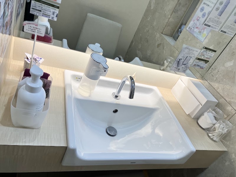 ロレシー美容クリニック心斎橋駅前院 の院内