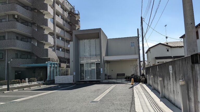 アイケアクリニック草加 の外観
