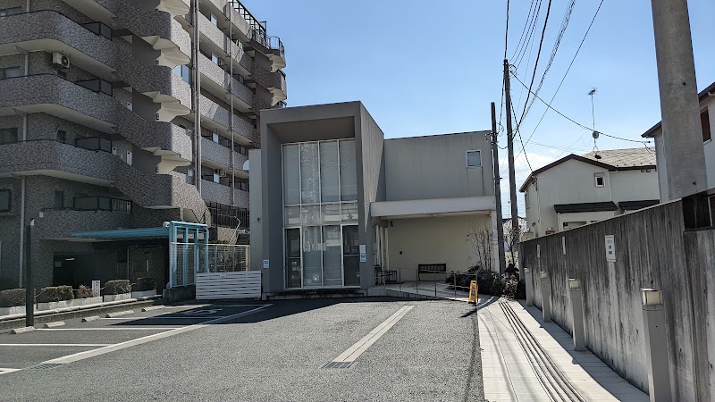 アイケアクリニック草加 の外観