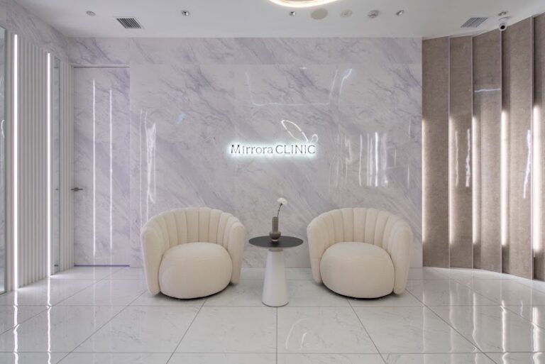 Mirrora CLINIC の院内