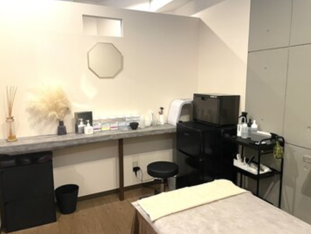 韓国肌管理 Esthatic Salon ECLIAレディース・メンズ・脱毛・フェイシャル・ネイル の院内